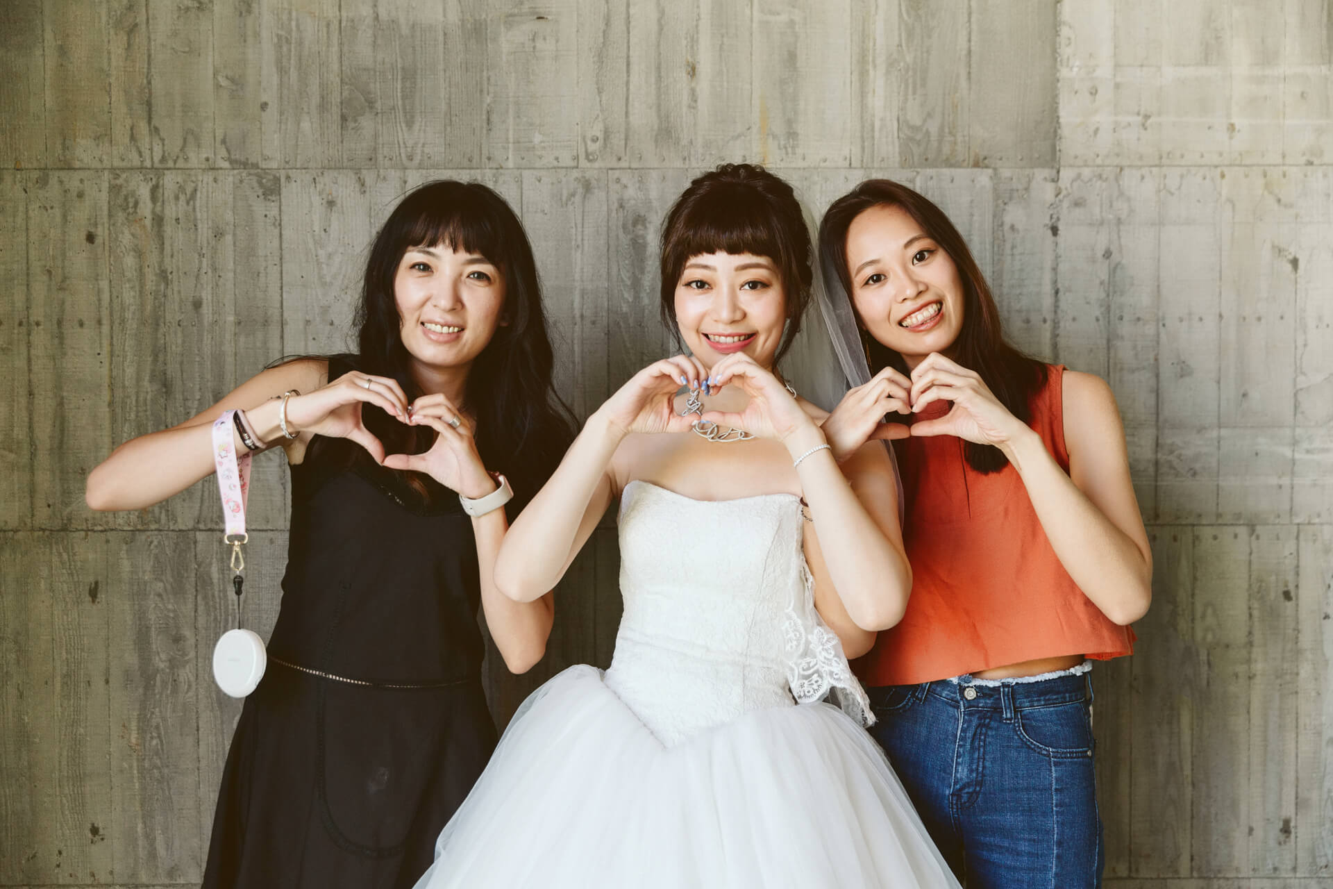 宜蘭小國生活婚禮紀錄：Jerry & Carrie 在清水模 Villa 展開的微醺美式婚禮