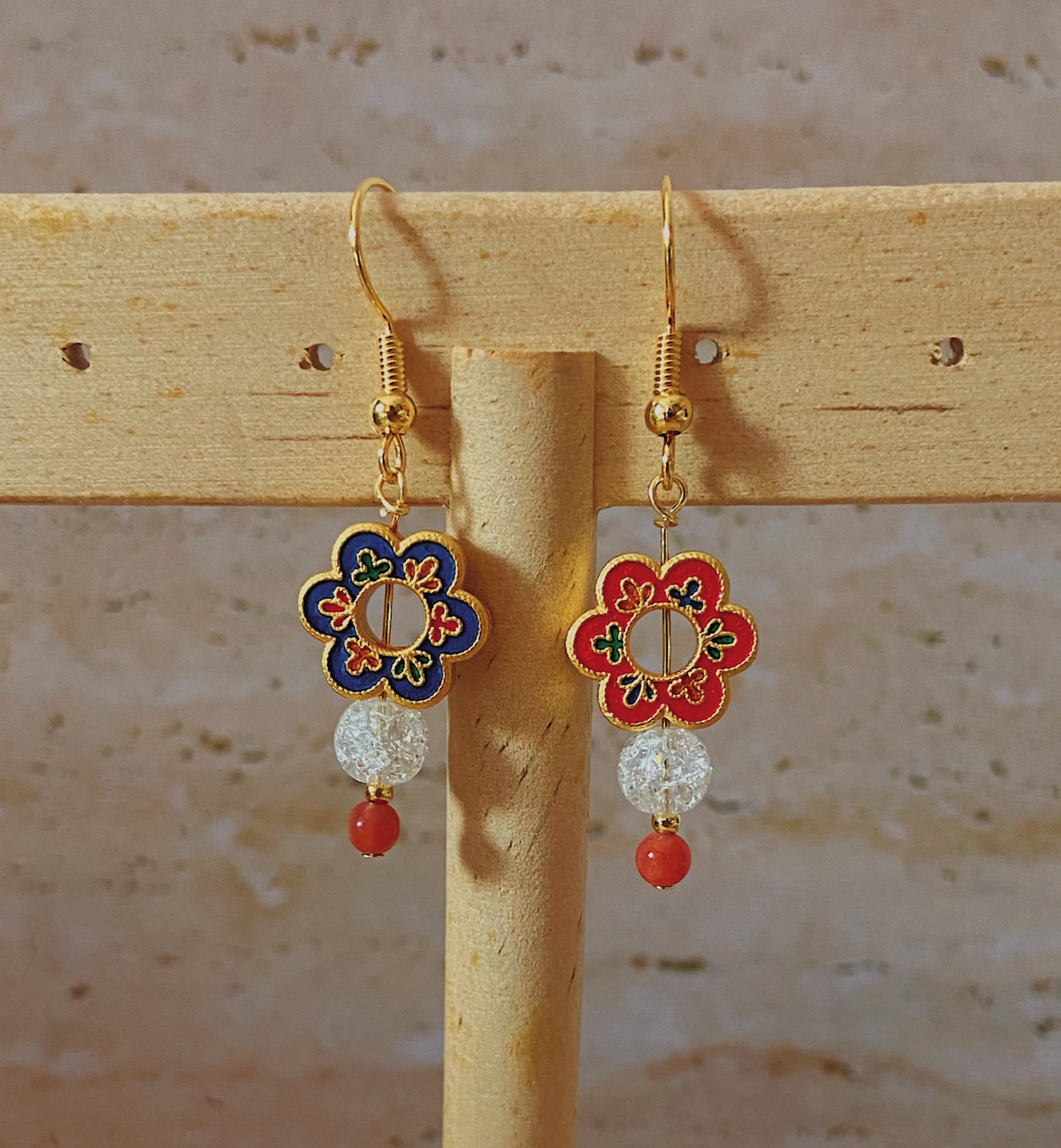 Endearing Flower Earrings (Reversible Charm)