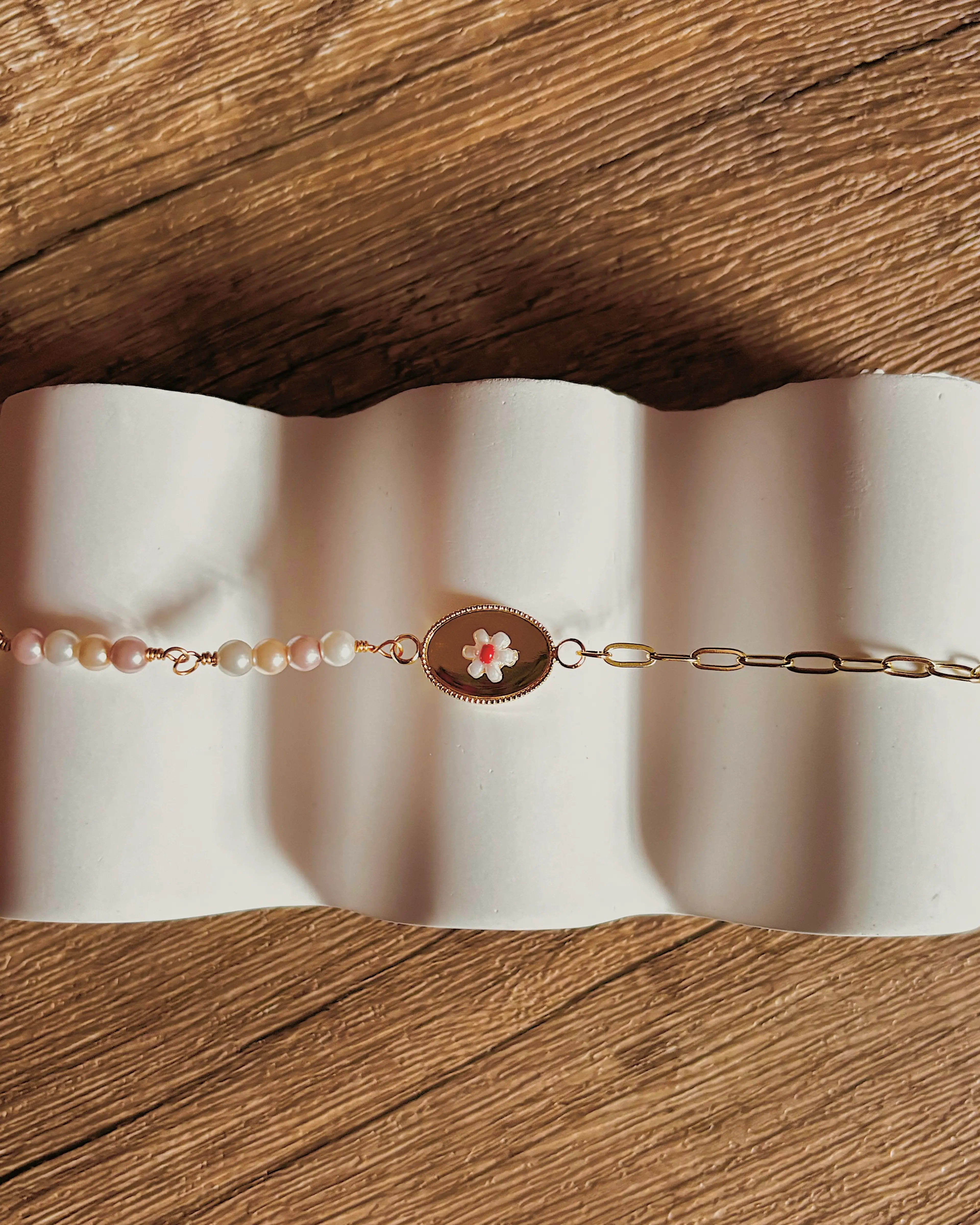 Daiselle Pendant Bracelet