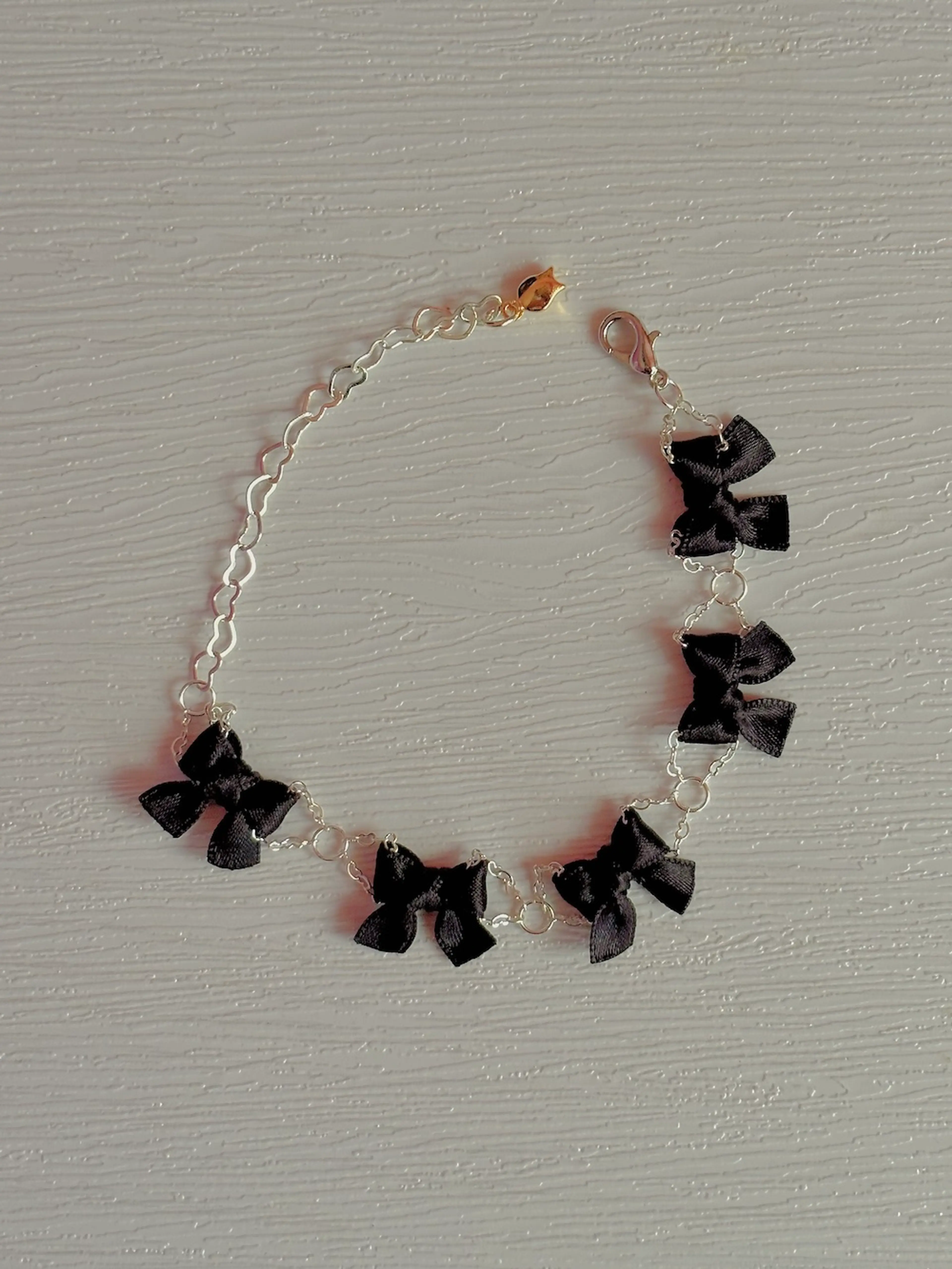 Mini Ribbon Bracelet (Black) - Silver Chain