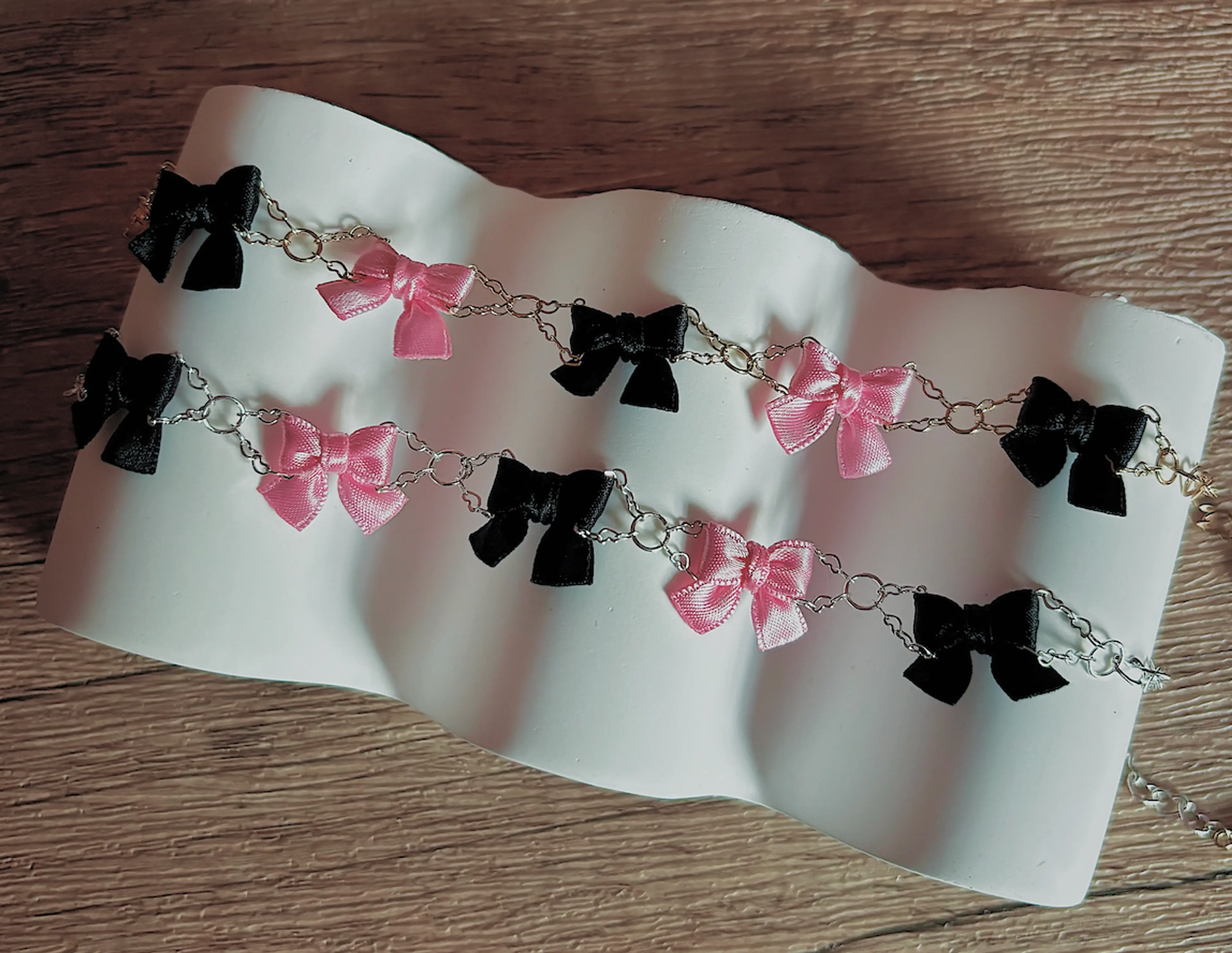 Mini Ribbon Bracelet (Hot and cold) - Silver / Gold Chain