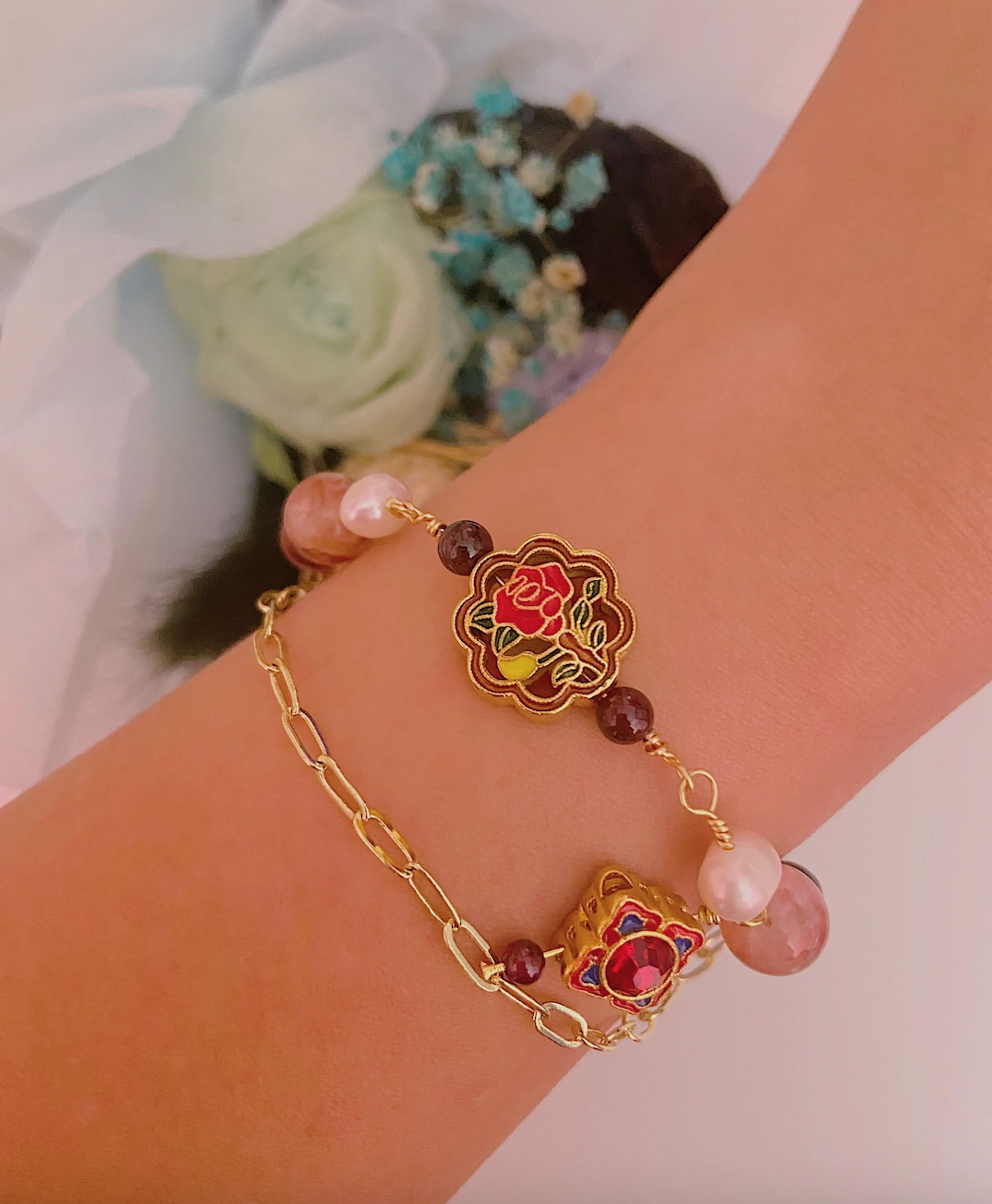 Reversible Flower Charm Bracelet (Red) thumbnail 2
