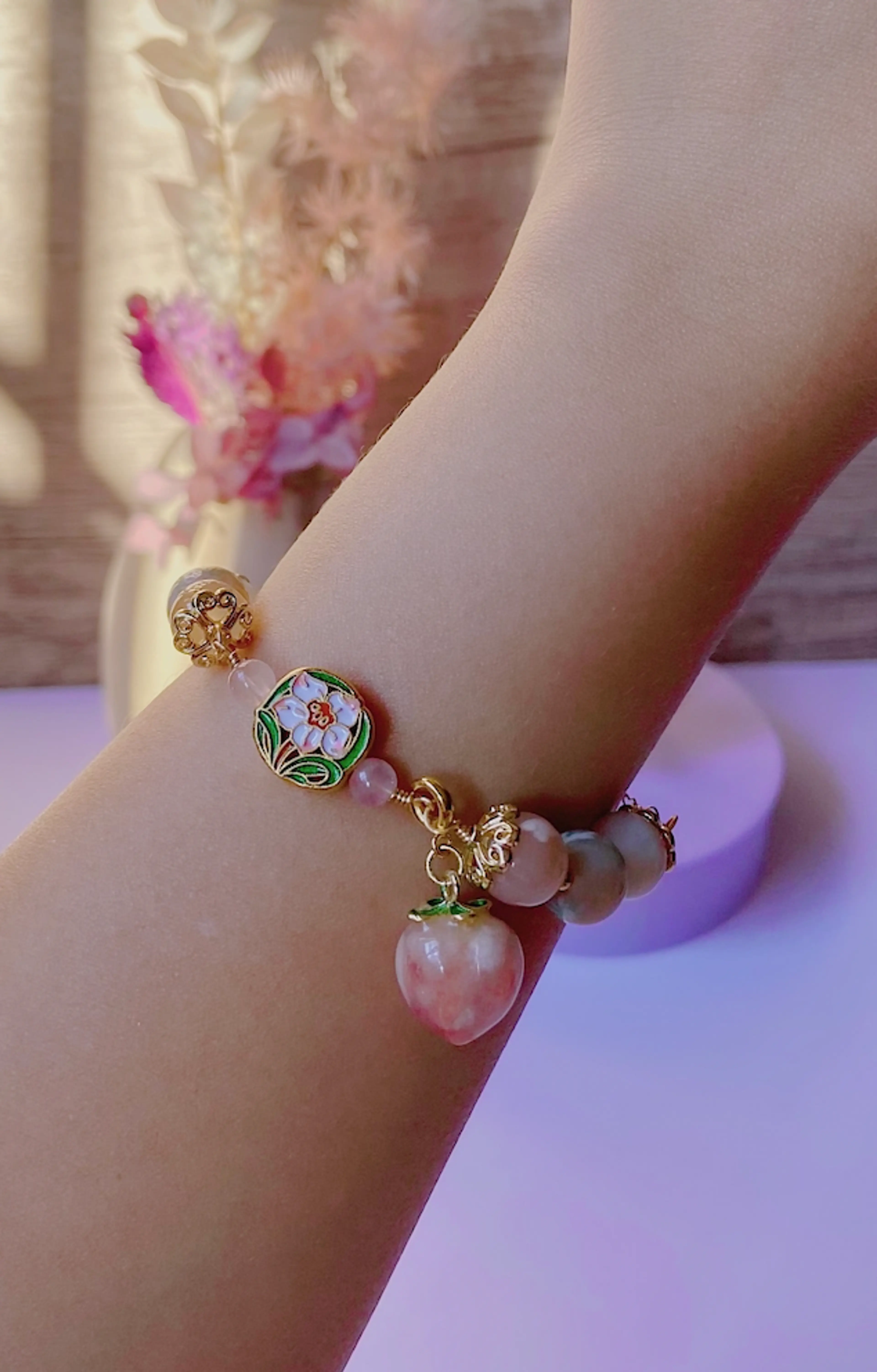 Vintage Charm Flower Agate Bracelet