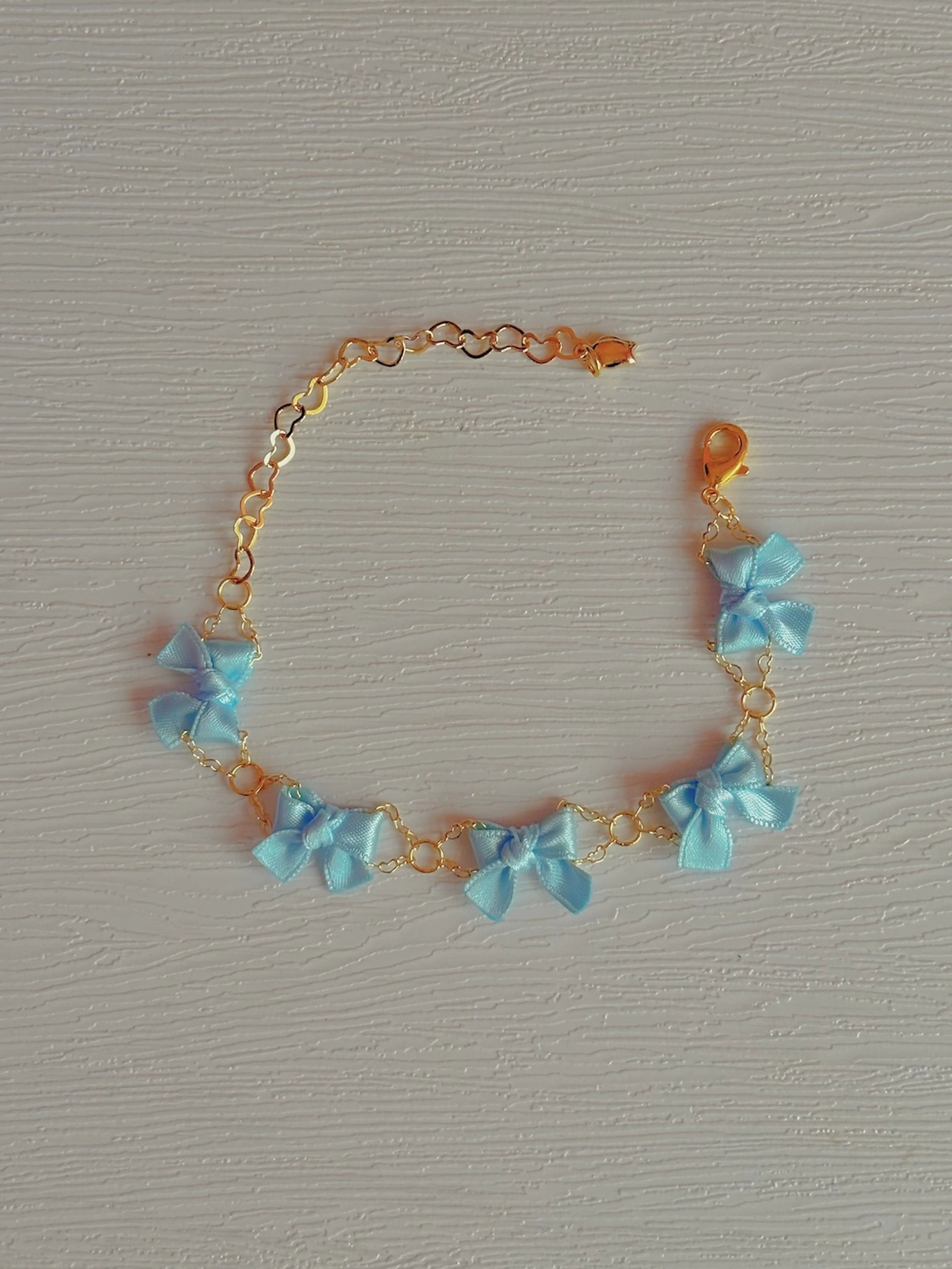 Mini Ribbon Bracelet (Blue) - Gold Chain