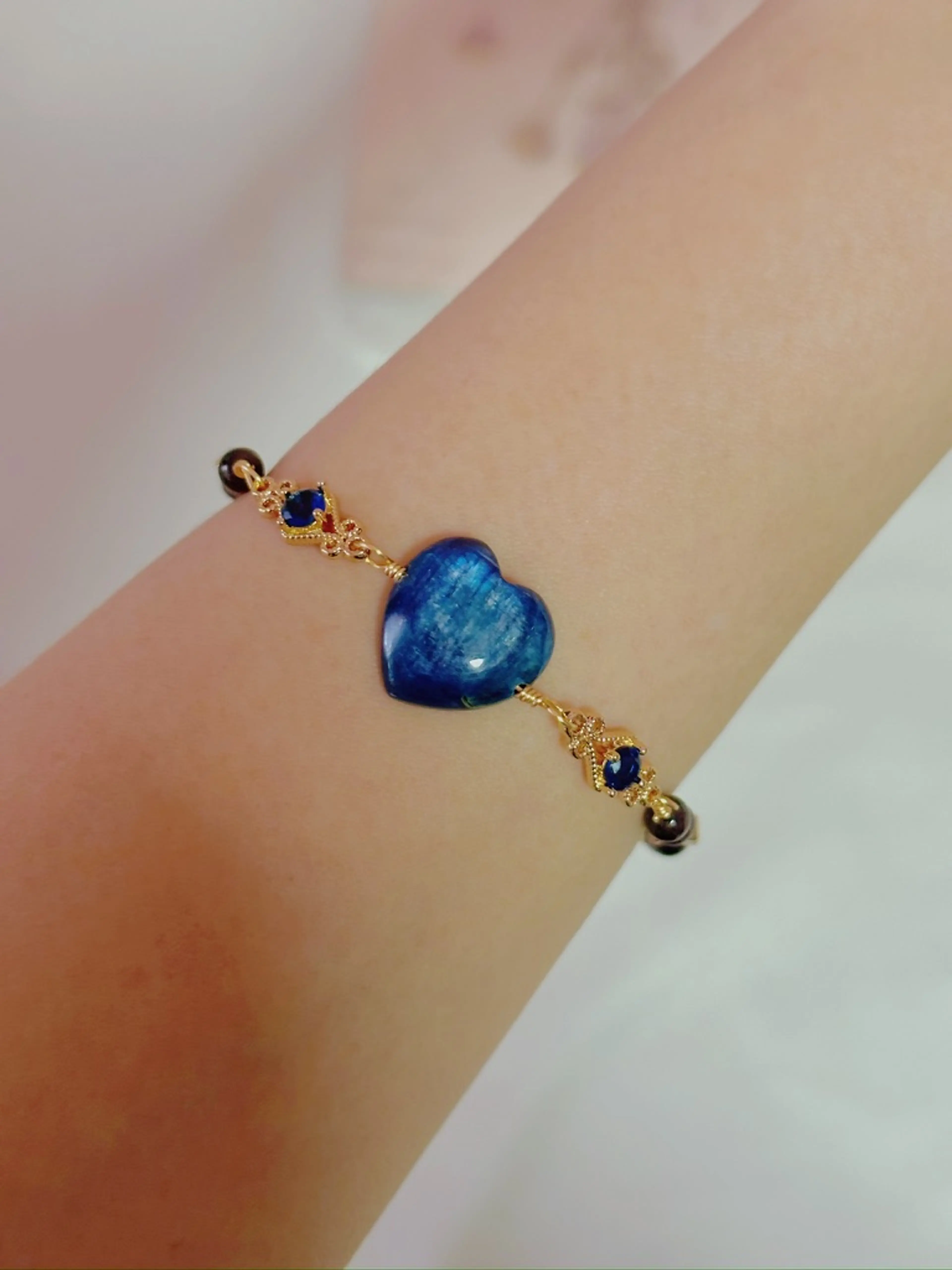 Kyanite Royalty Push-Pull Bracelet thumbnail 2