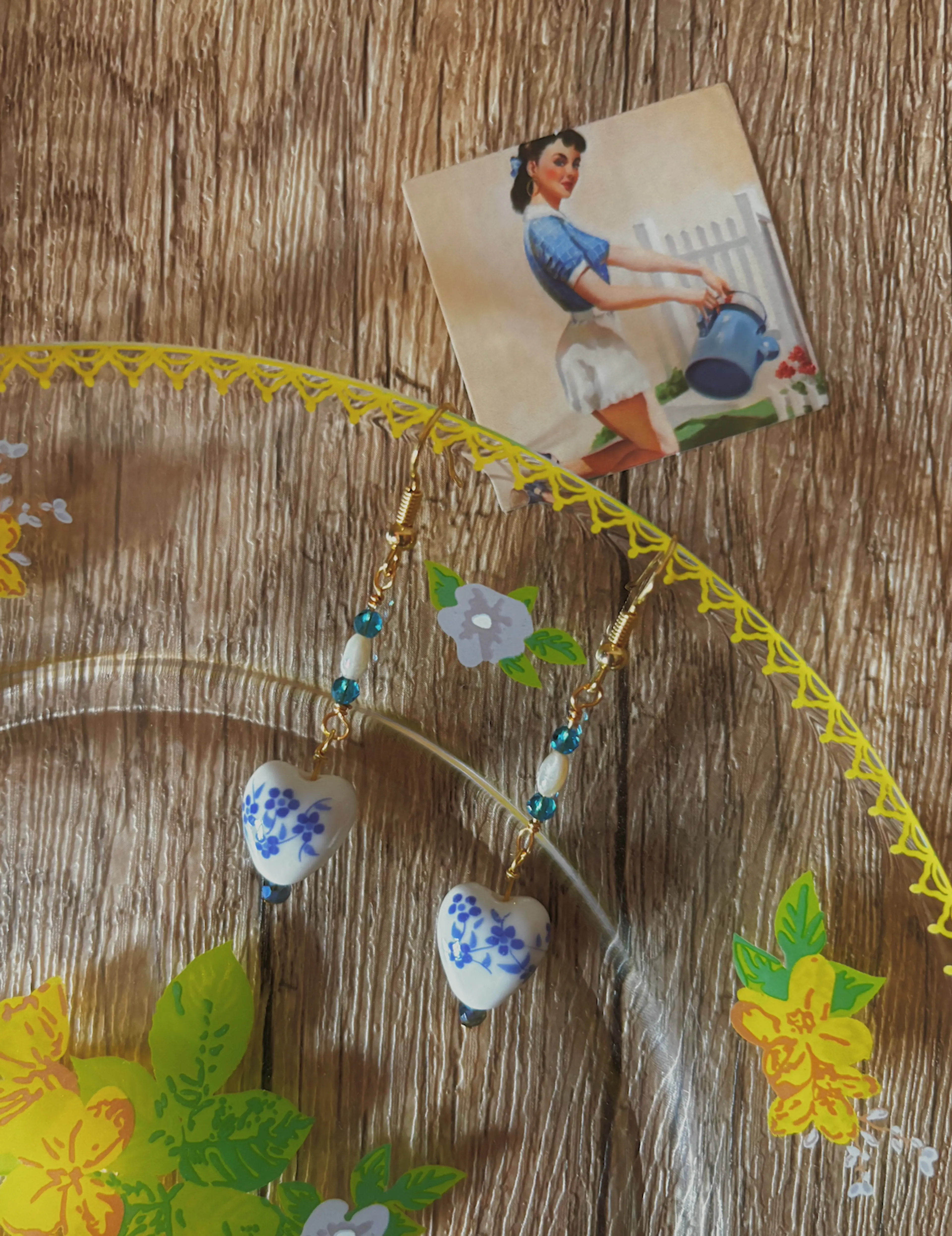 Porcelain Vintage Floral Heart Earrings (Blue)