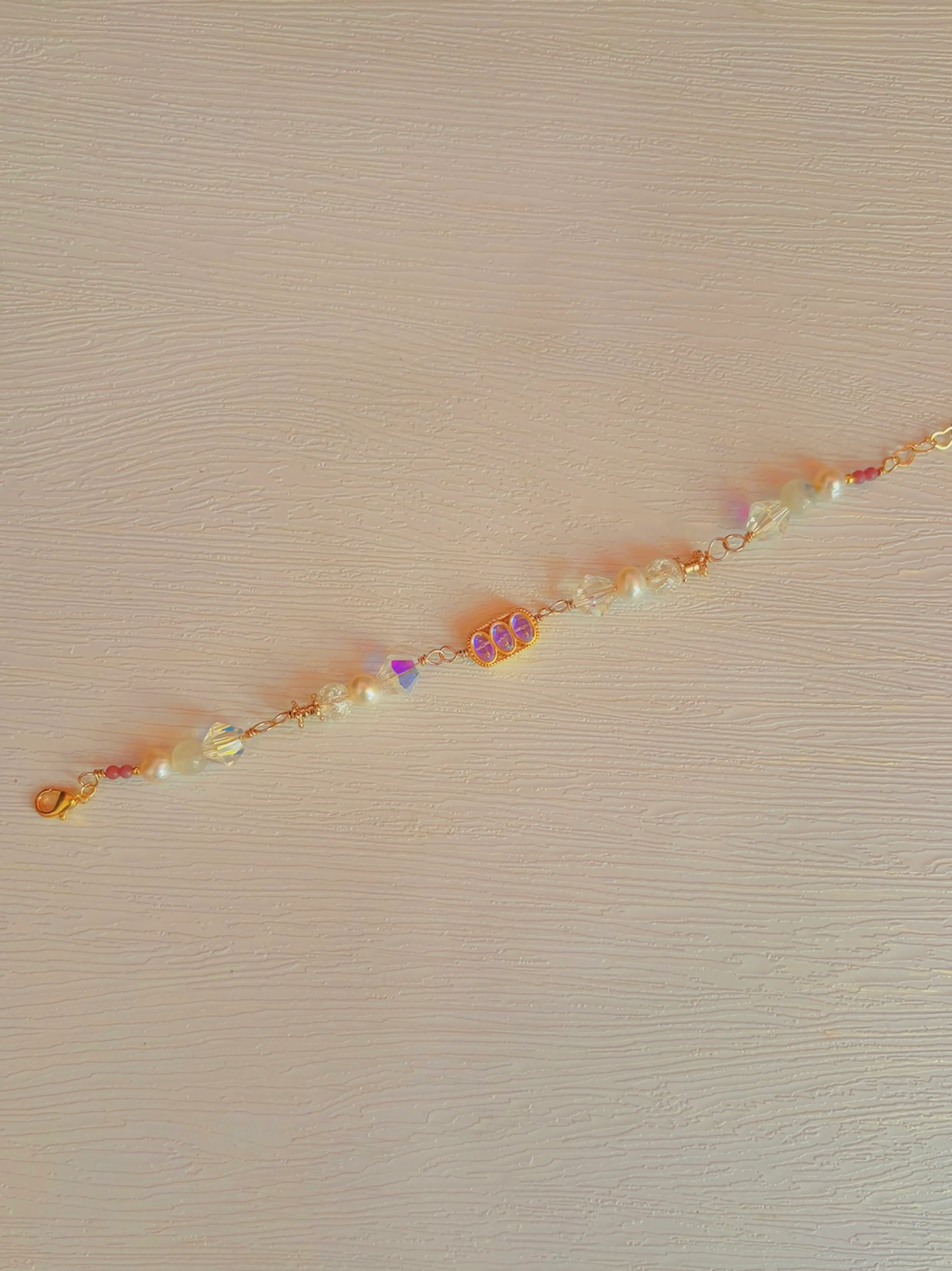 Enchanting Purity Bracelet thumbnail 2