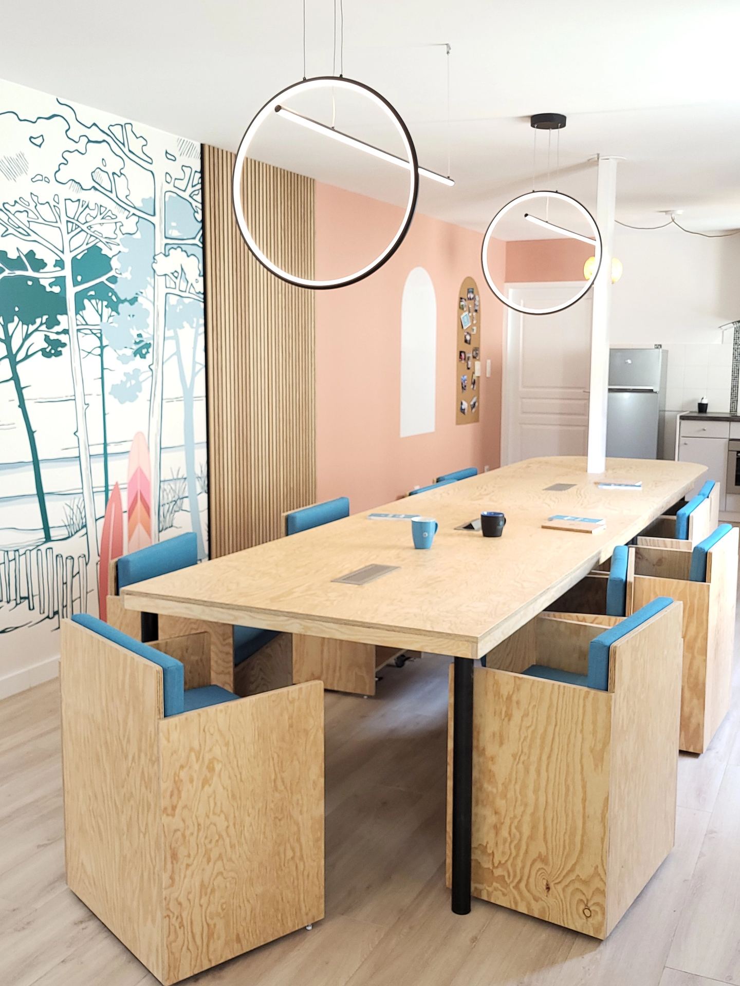 Aménagement et décoration intérieure d’un bureau de conseil.