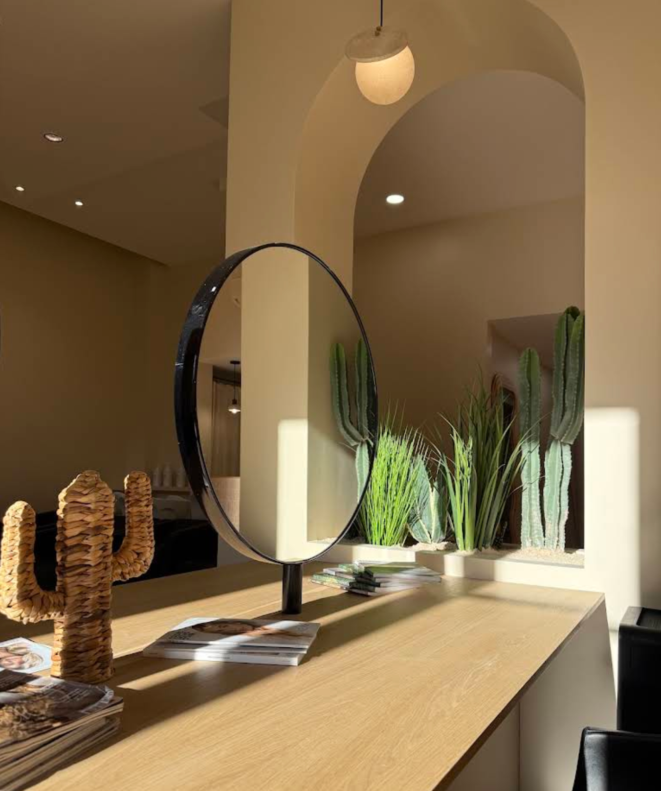 Décoration de salon de coiffure à Bordeaux par une décoratrice d’intérieur