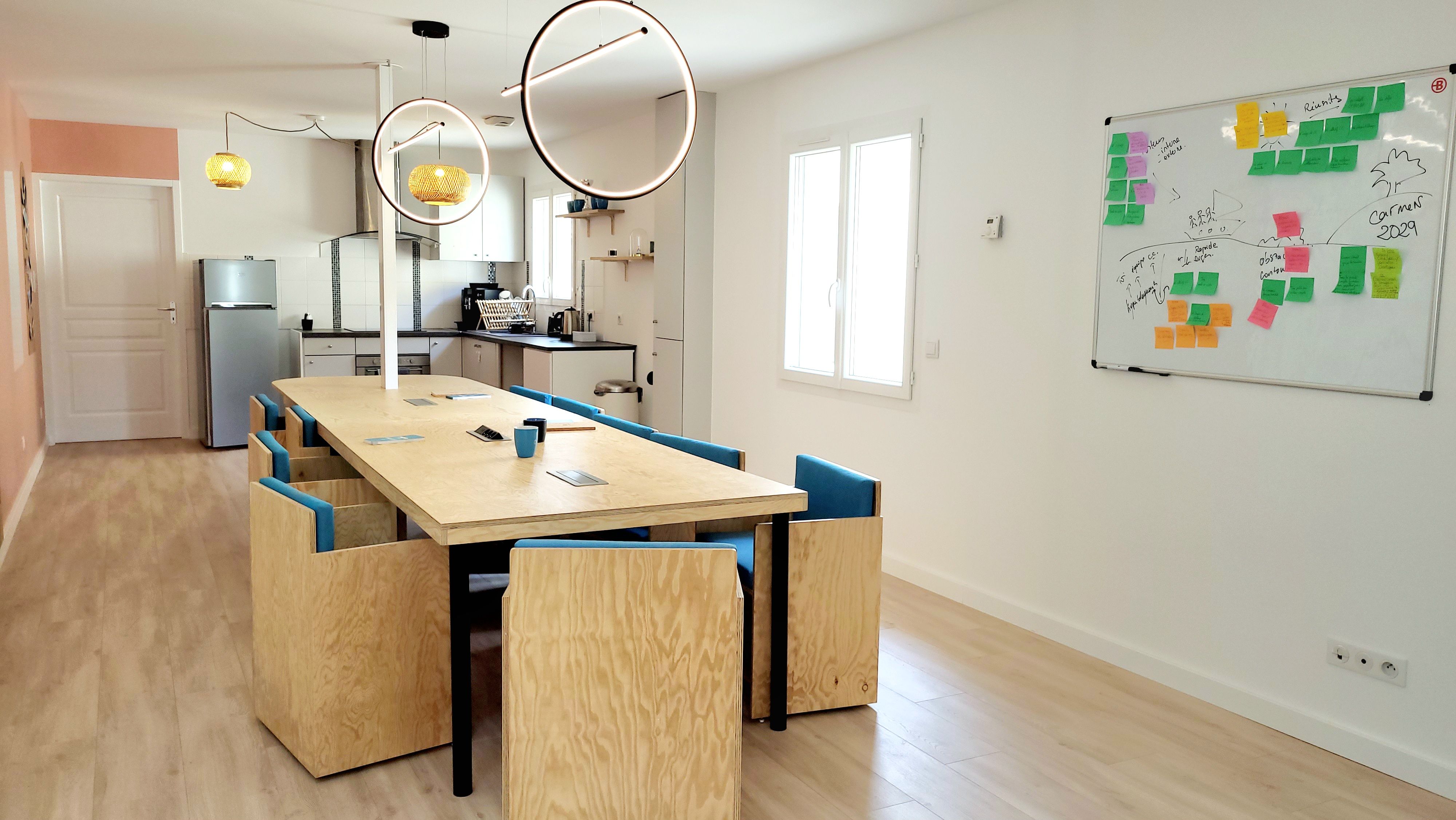 Aménagement et décoration intérieure d’un bureau de conseil.