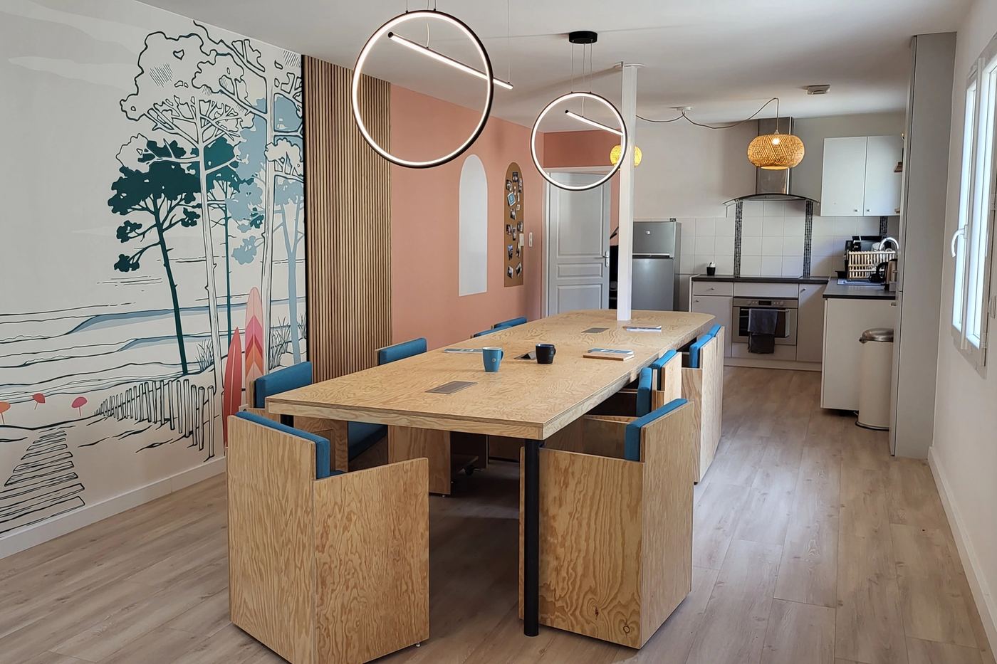 Après : Aménagement et décoration intérieure d’un bureau de conseil.