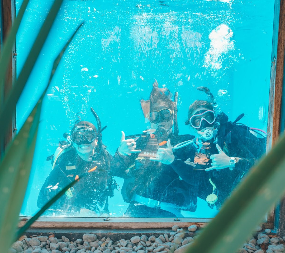 student learning to dive in the purpose built dive pool in tutukaka