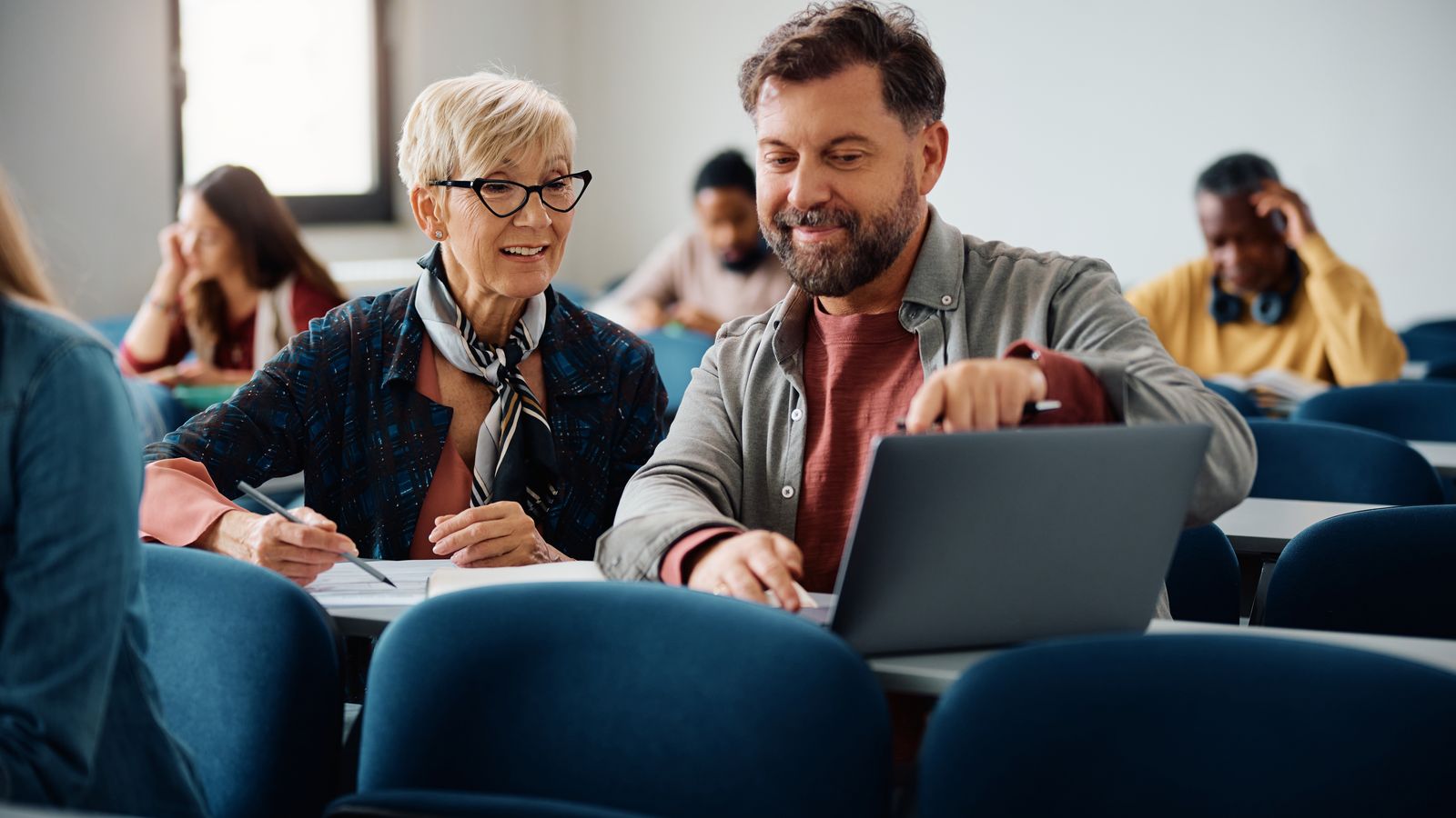 Welcome to GOLD: Growing Older, Living Digitally