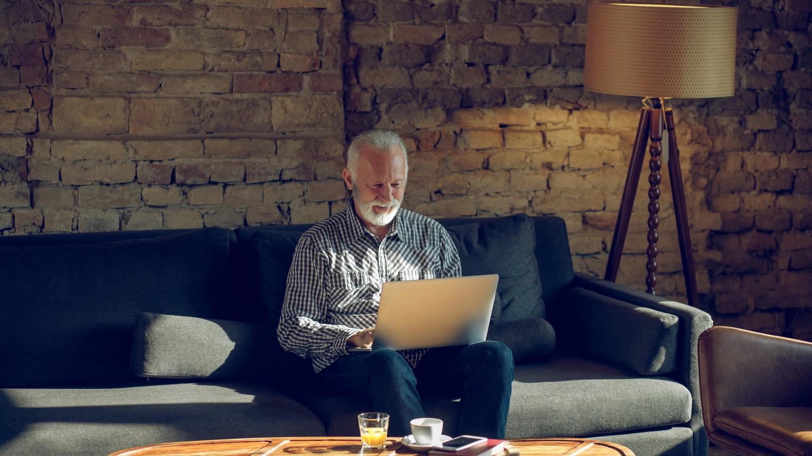 5 Easy Ways to Stay Safe Online - Without Feeling Overwhelmed