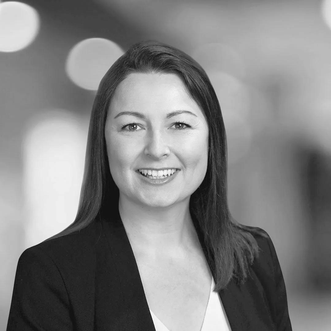 Katherine Oxnard headshot