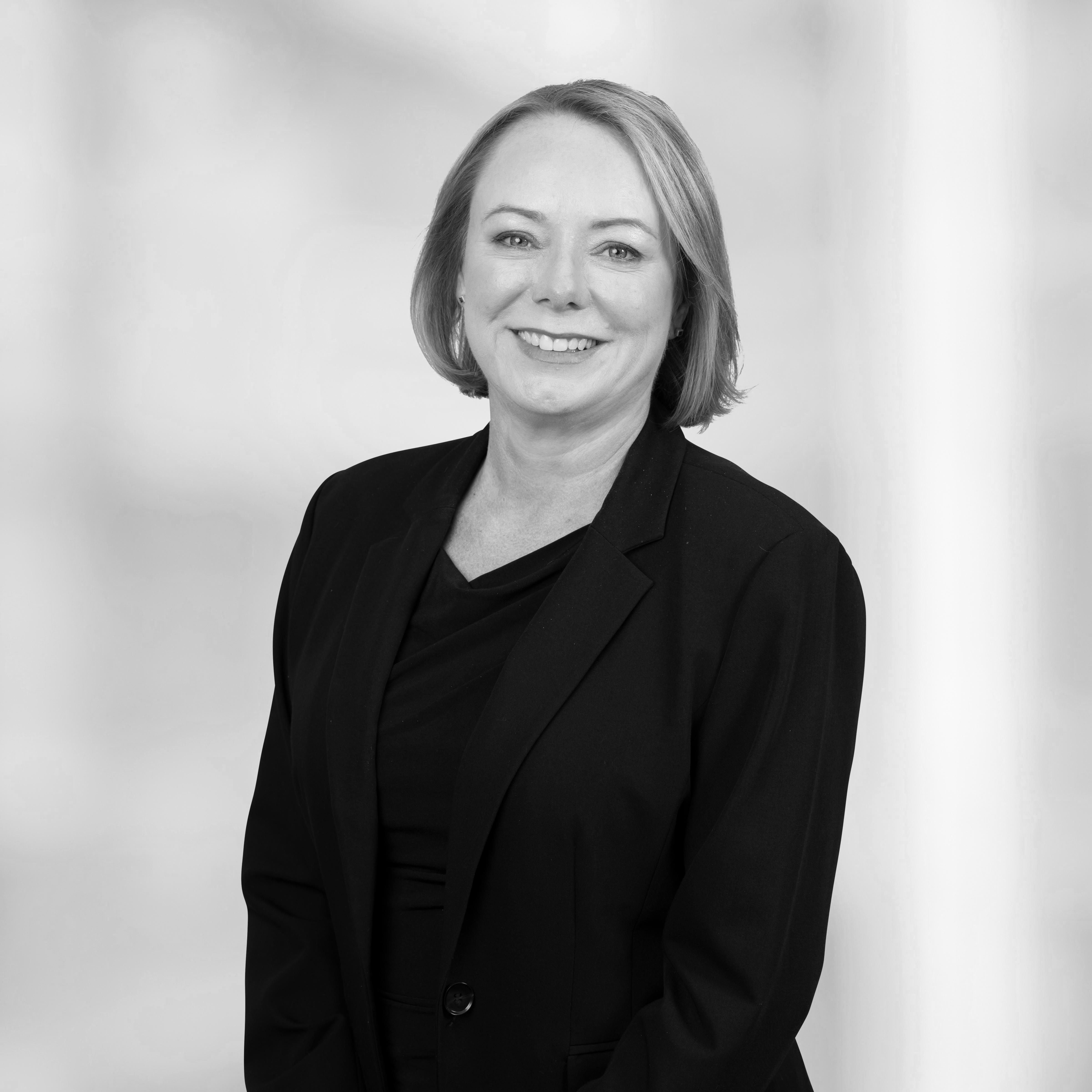 Kirsty Roser headshot