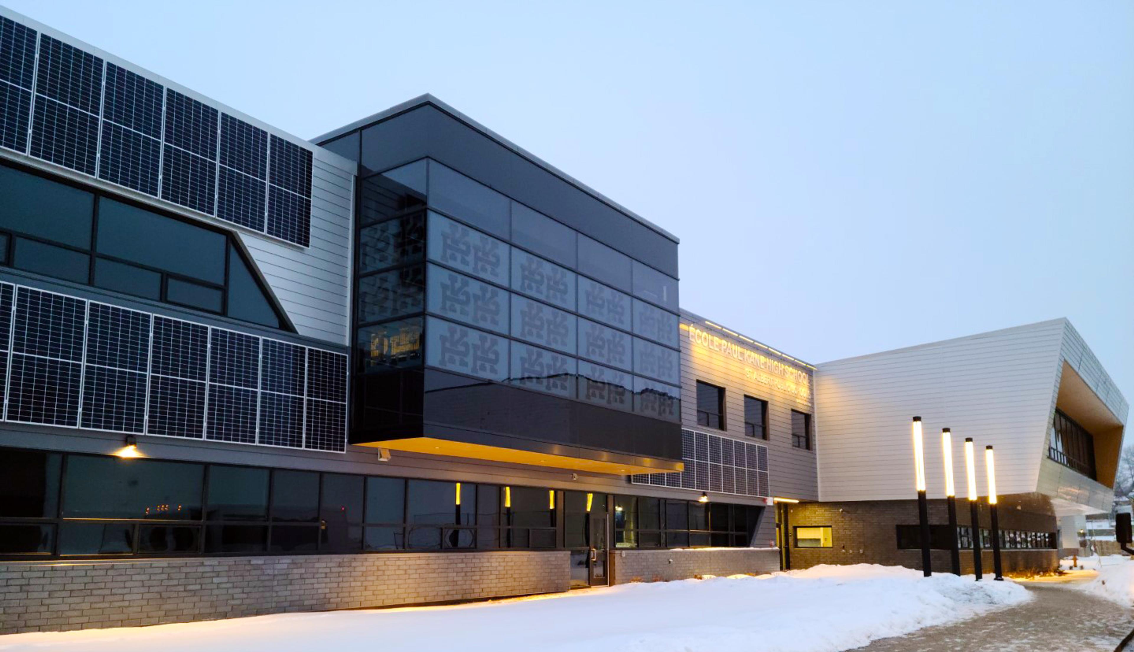 The New École Paul Kane High School Opens up to students!