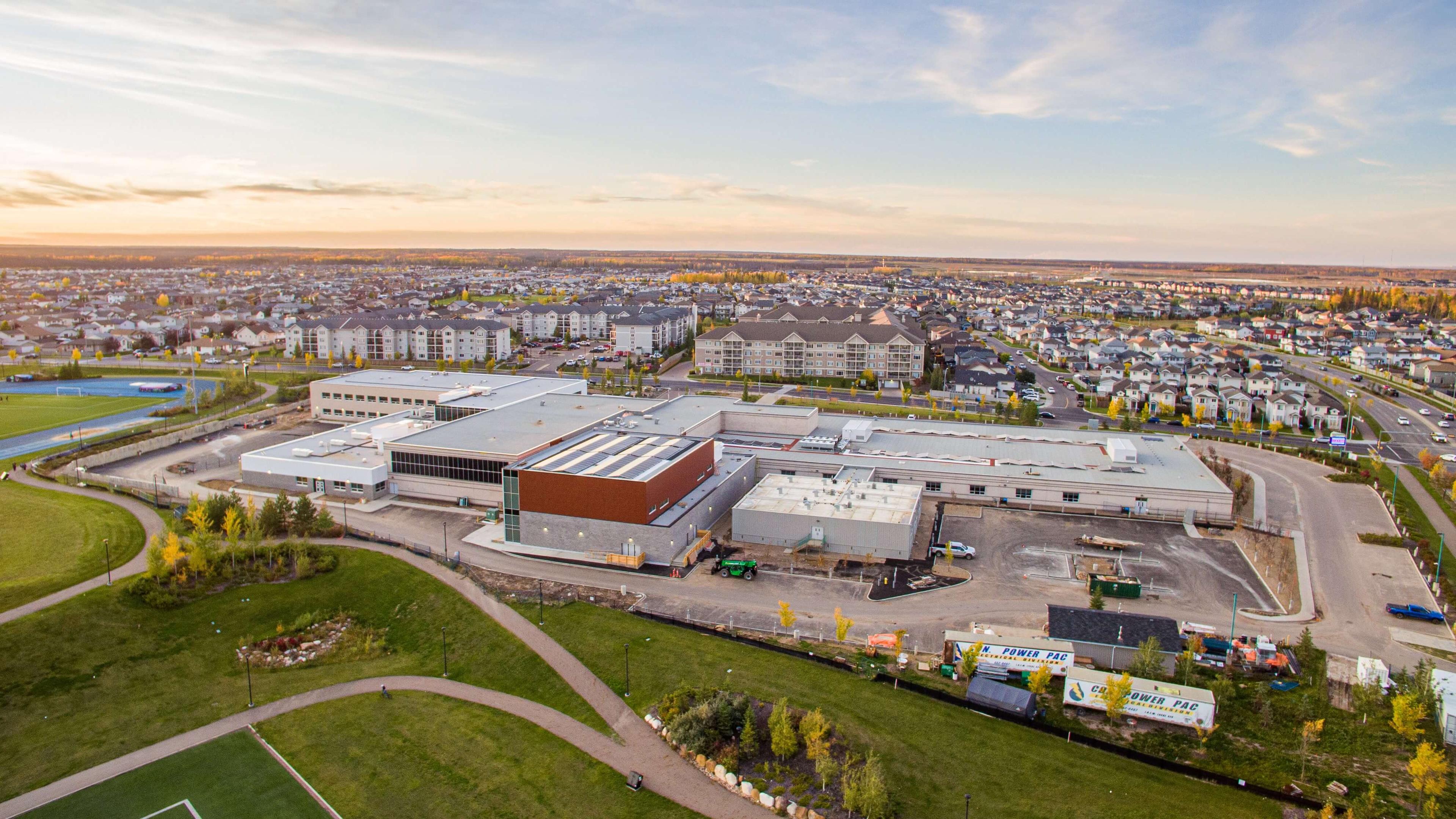 Ecole McTavish Public High School Addition & Modernization