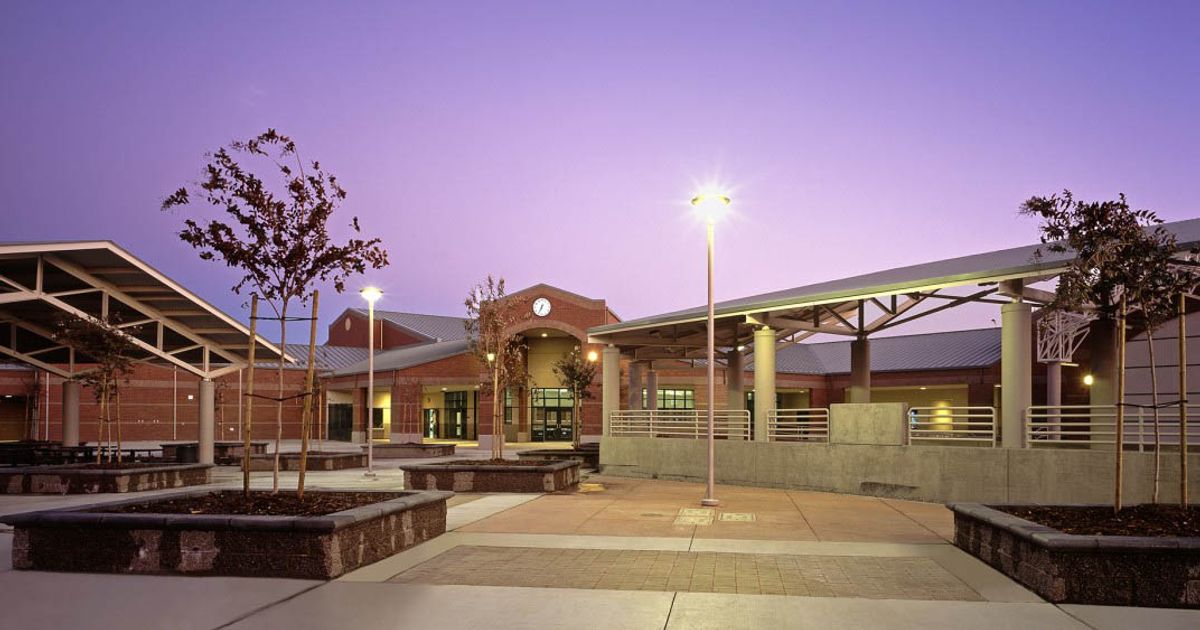 Dixon High School Clark/Sullivan Construction