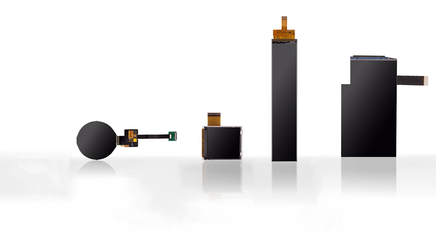 Zu sehen ist ein Display von Schubert System Elektronik aufgefächert als Front- und Rückansicht.