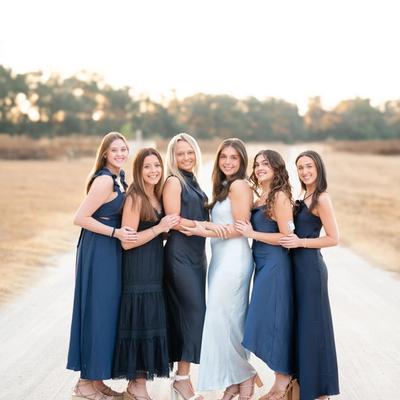 UF college girls holding balloons