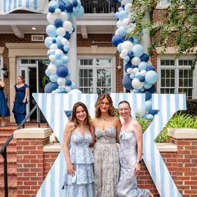 Big group of Kappa Delta sorority girls