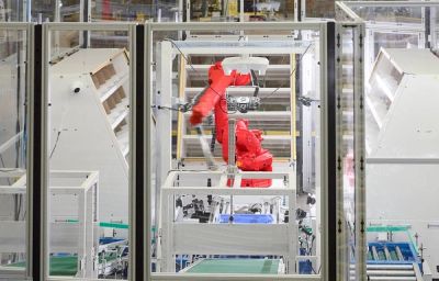Covariant Robotic Putwall
