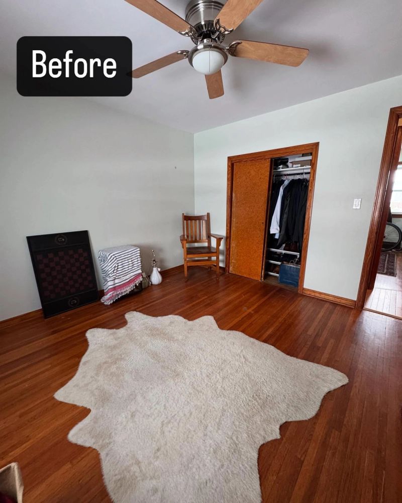 Bedroom with Turkish rugs — view 3