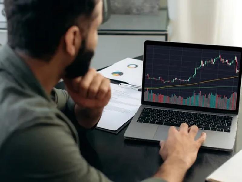 Breaking Boundaries: Investing in the Global Investment Arena