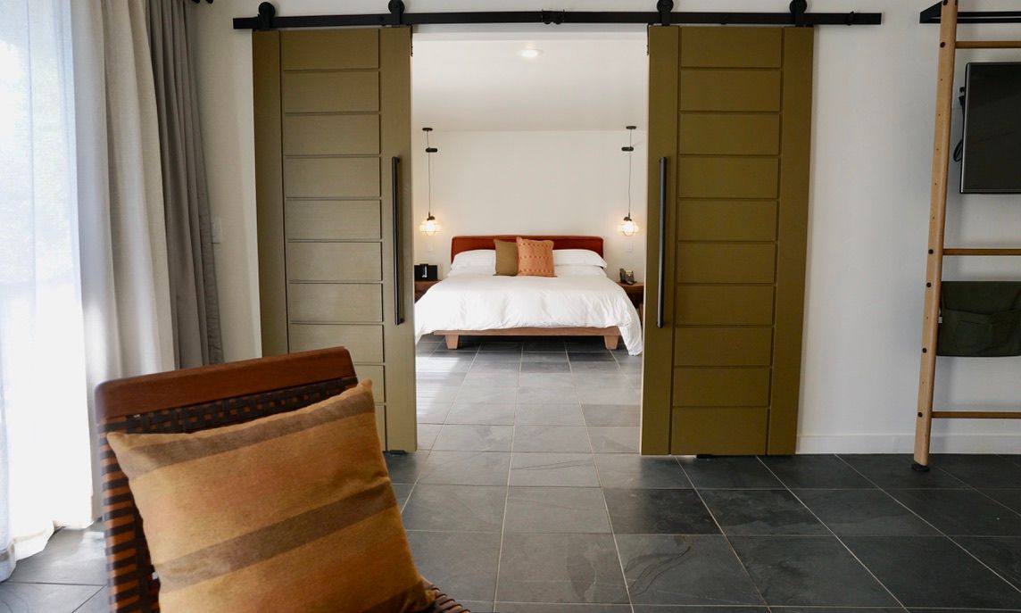 2B35E00B-2595-4844-B70F-7443D468EA20_1_105_c