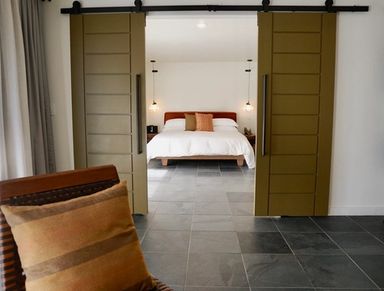 2B35E00B-2595-4844-B70F-7443D468EA20_1_105_c