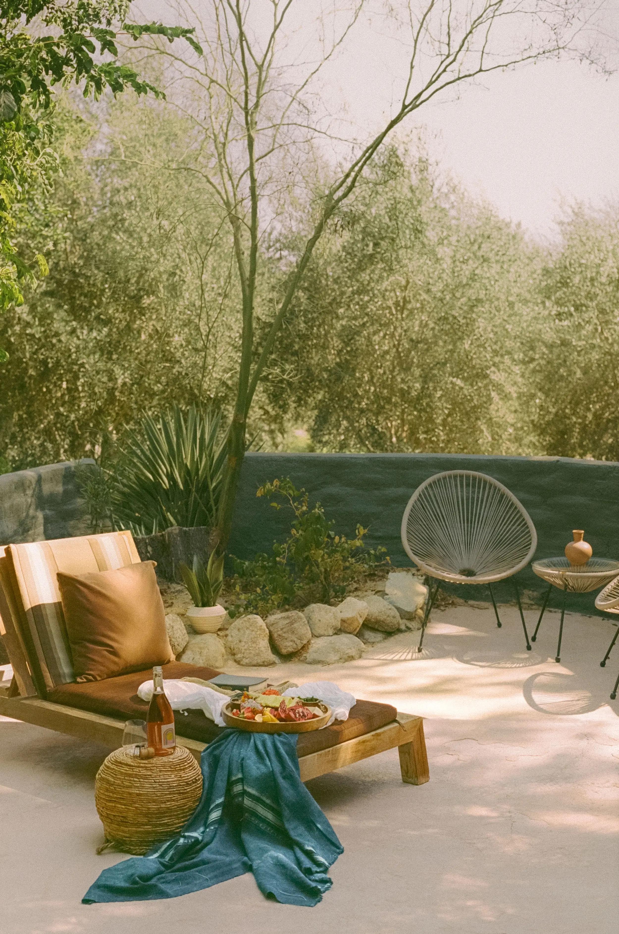 bd2eb3def20edc3205d6b99f26992fab3e023815-3500x5280