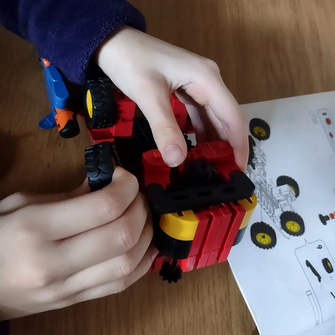 10 Reasons to Tell Your Kids to Stop Doing School and Go Build Something!