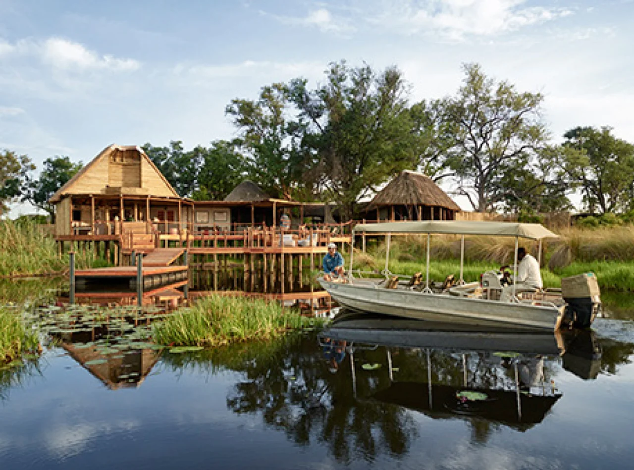 Chitwa Chitwa Lodge Dock and Boat