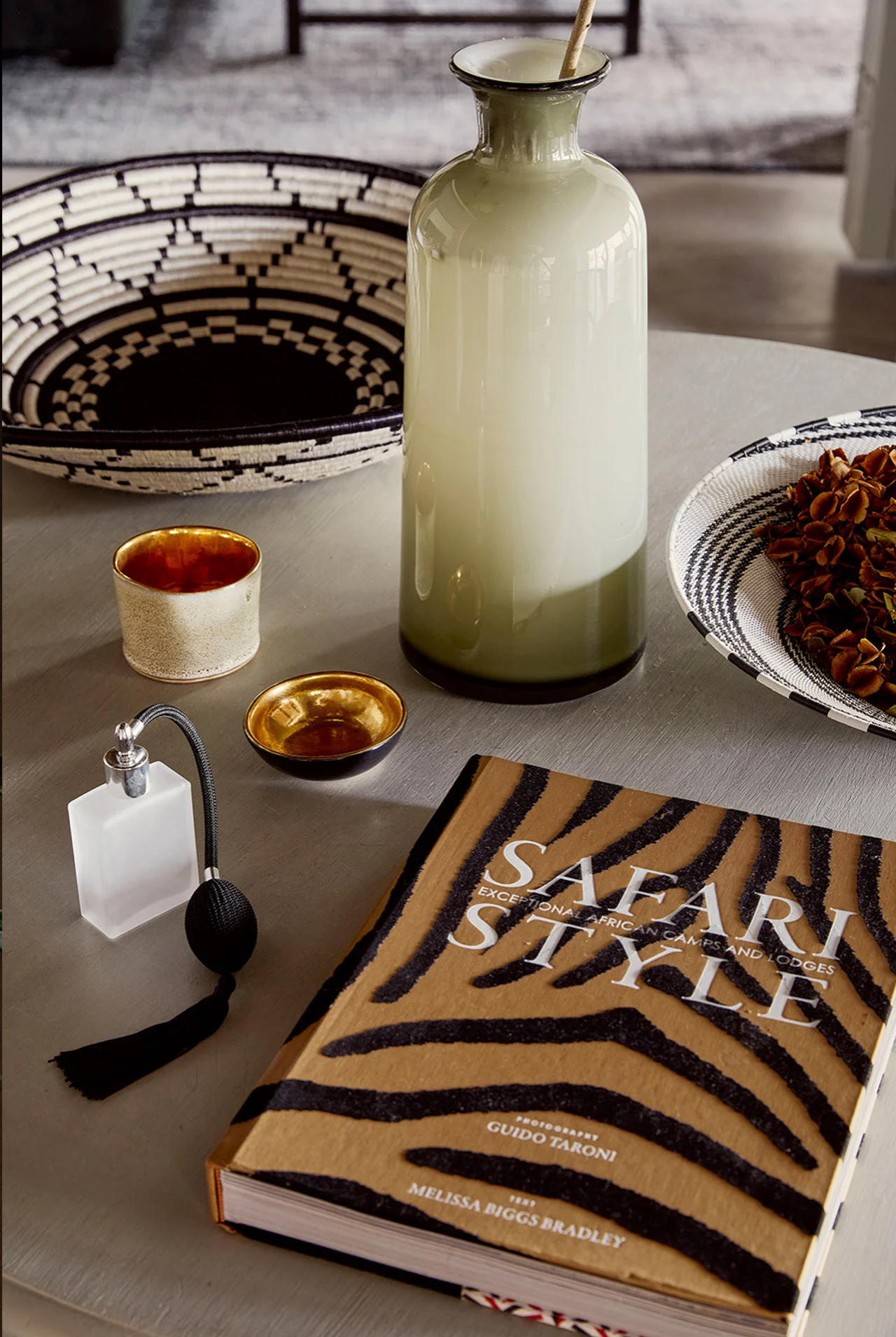 Chitwa Chitwa Suite Table Decor