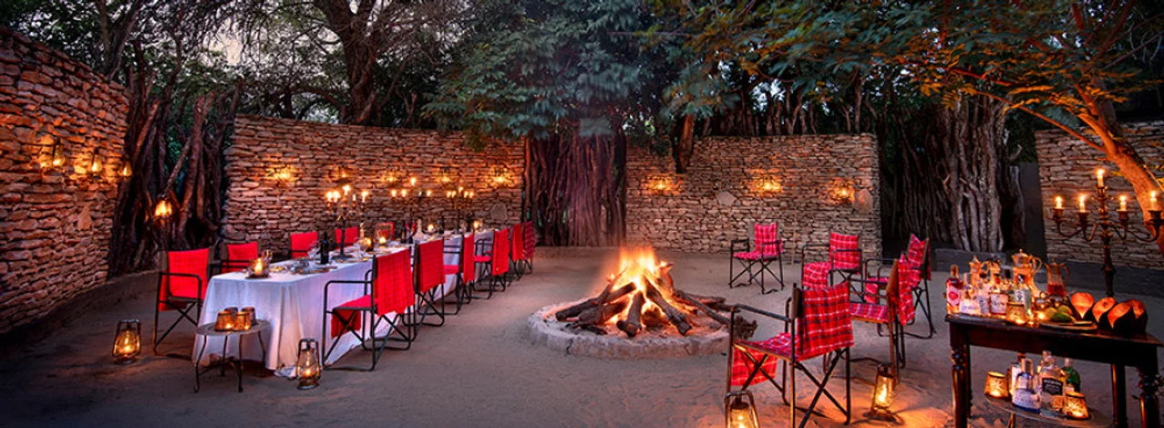 Chitwa Chitwa Boma Dinner Setting