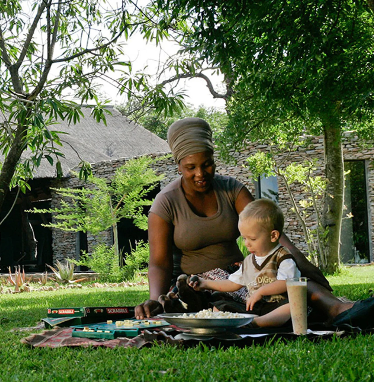 Chitwa Chitwa Family Picnic Outdoor Play