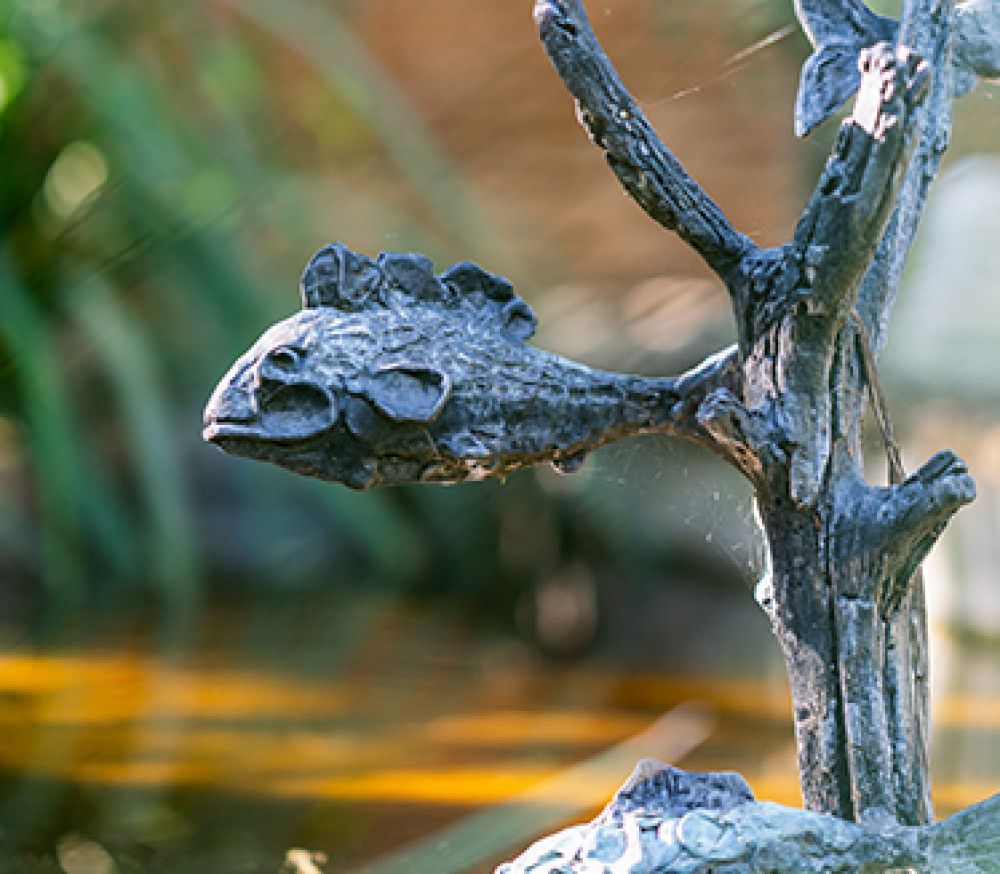 Chitwa Chitwa Fish Statue