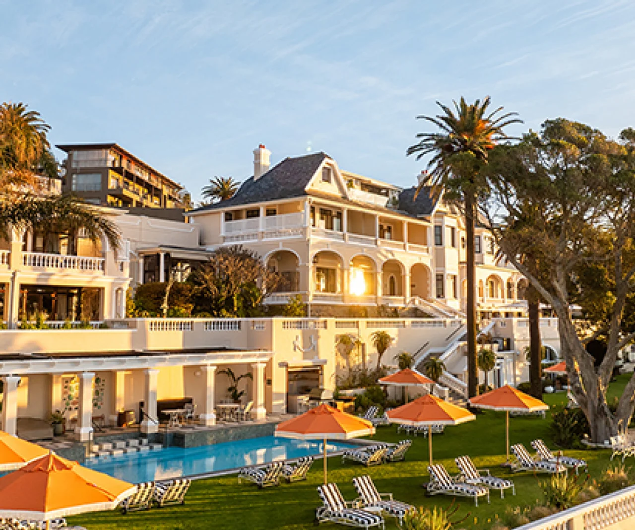 Chitwa Chitwa Lodge Exterior Sunset