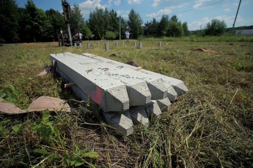 Обвязка свай пакетом досок