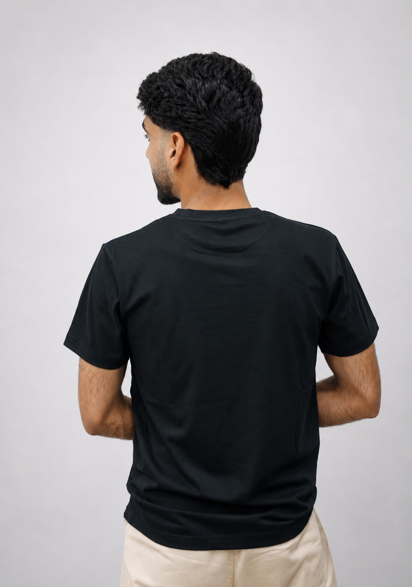 Black Essential Tee