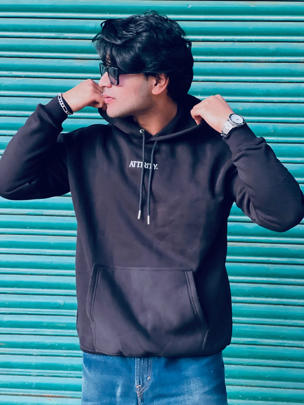 Noir Solid Hoodie - View 5