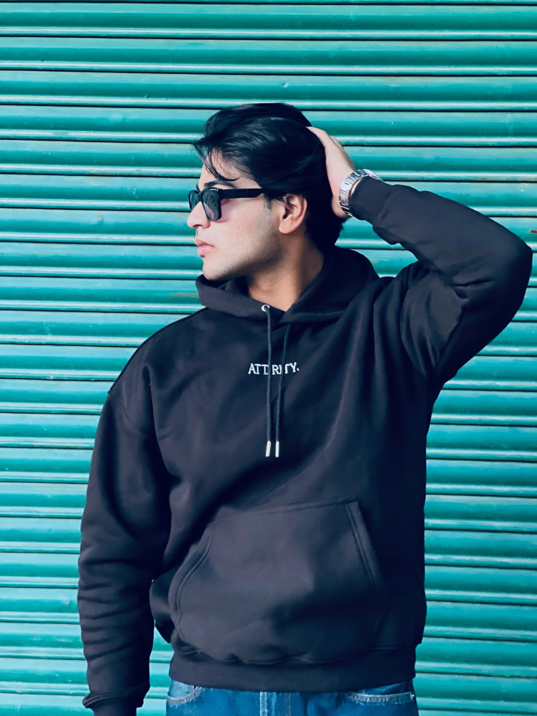 Noir Solid Hoodie