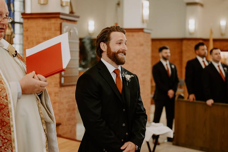 Groom sees bride at hudson valley wedding ceremony