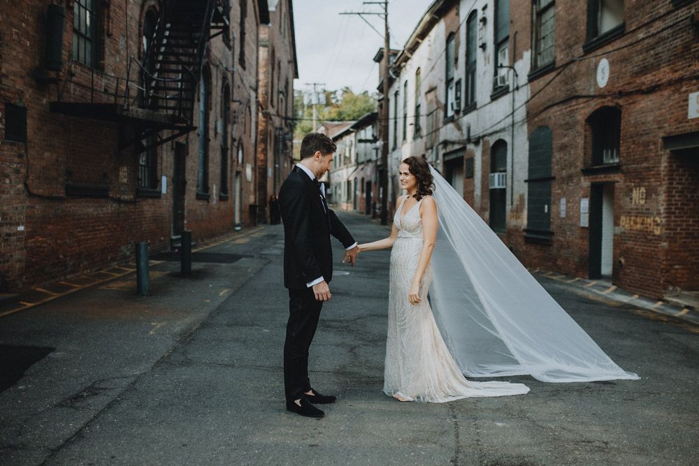 Industrial chic wedding in new york - by Lucie B. Photo wedding photographer