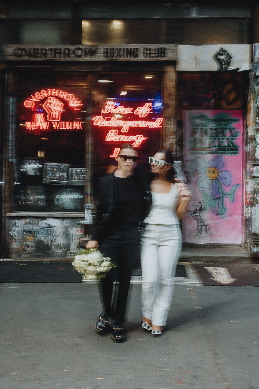 NYC elopement of lesbian couple - by Lucie B. Photo brooklyn wedding photographer