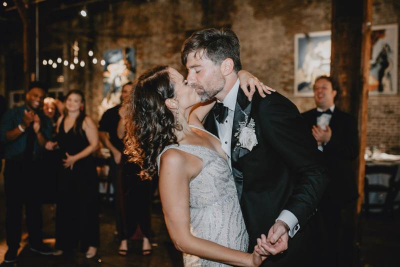 Industrial chic wedding in new york - by Lucie B. Photo wedding photographer