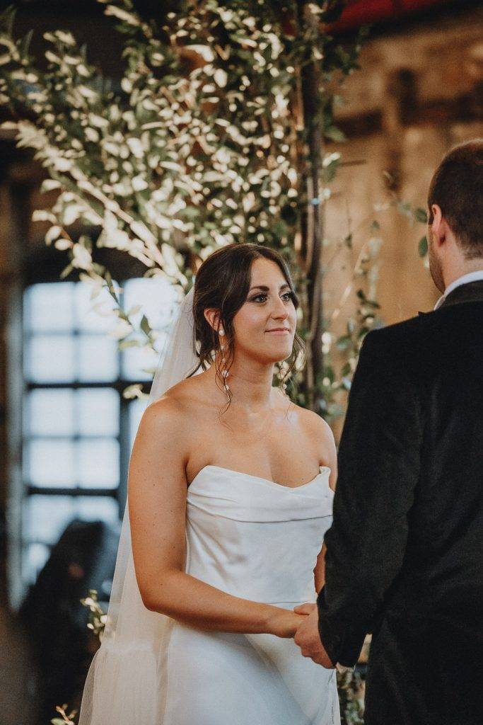 Wedding at greenpoint loft - by Lucie B. Photo brooklyn wedding photographer