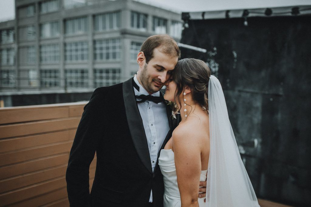 Wedding at greenpoint loft - by Lucie B. Photo brooklyn wedding photographer
