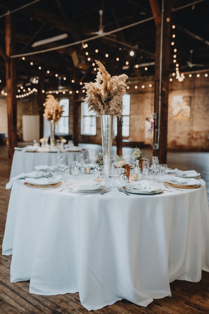 Industrial chic wedding in new york - by Lucie B. Photo wedding photographer